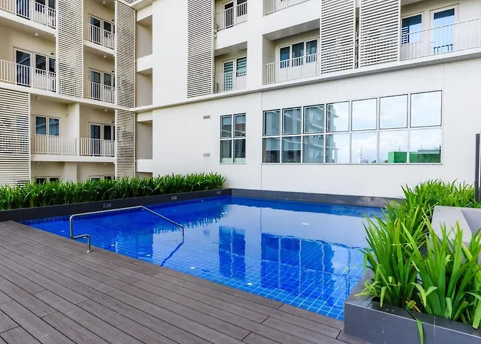 Modern 1br In Bgc Mckinley With 1gbps Wifi Pool Gym * Manila