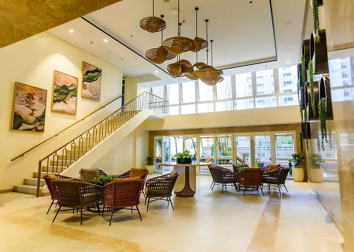 Modern 1br In Bgc Mckinley With 1gbps Wifi Pool Gym Manila