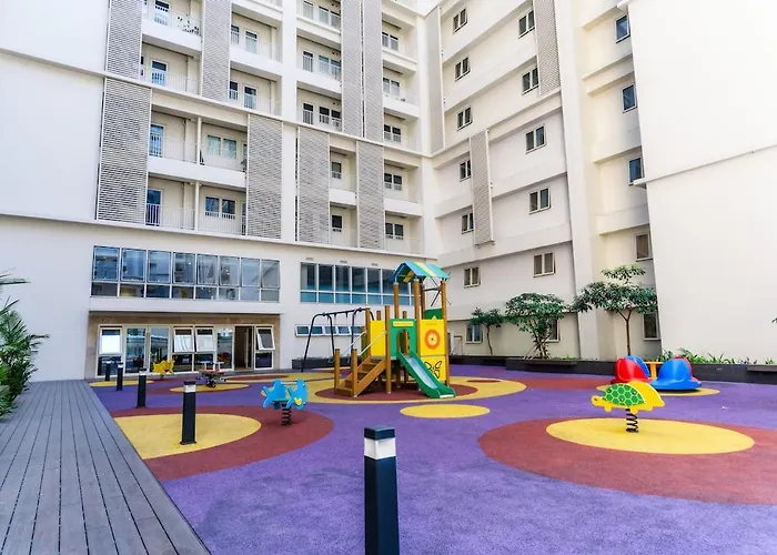 Modern 1br In Bgc Mckinley With 1gbps Wifi Pool Gym Manila
